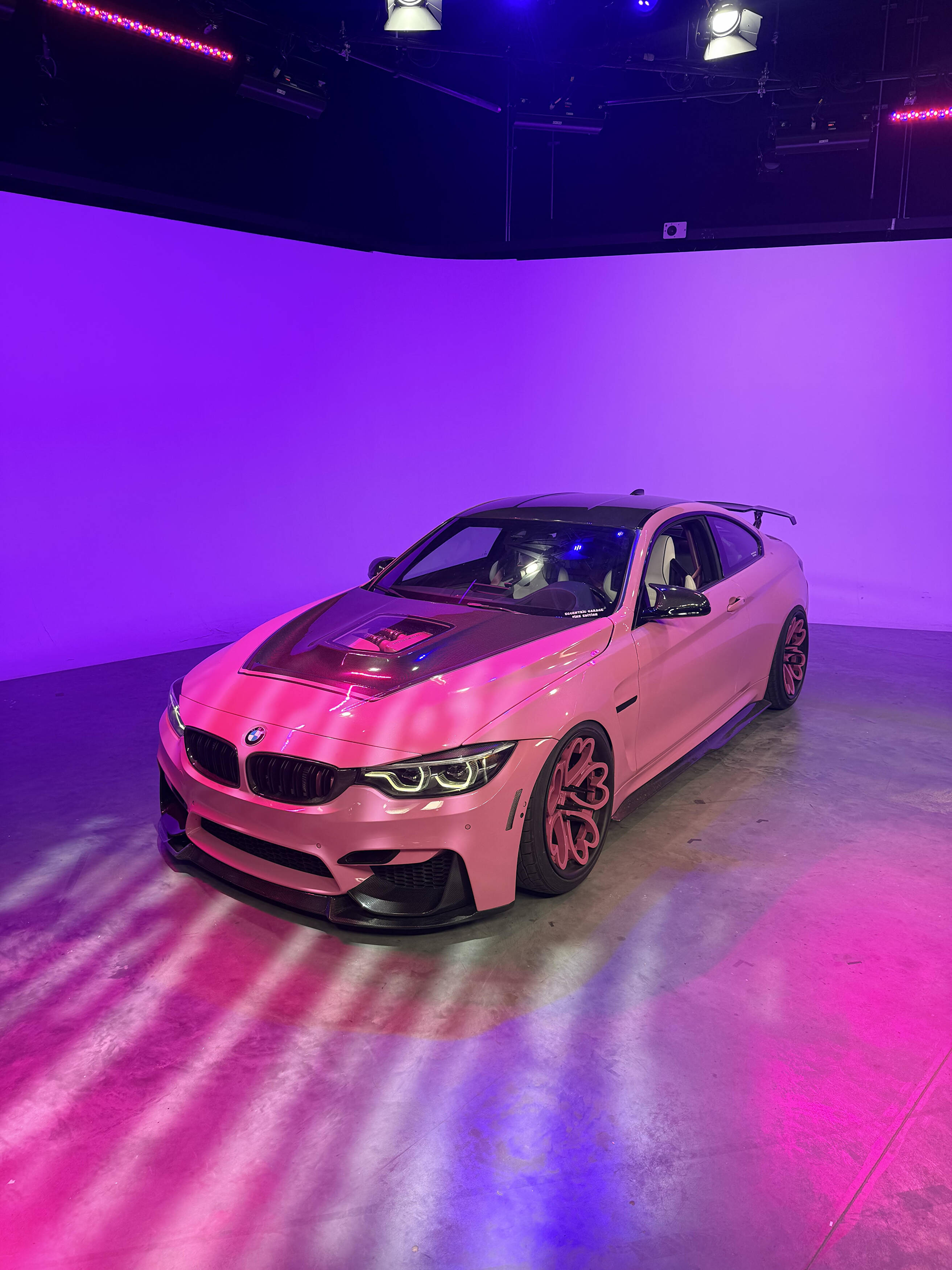 Orlando, Pink Edition - ALL PINK Auto Show & Breast Cancer